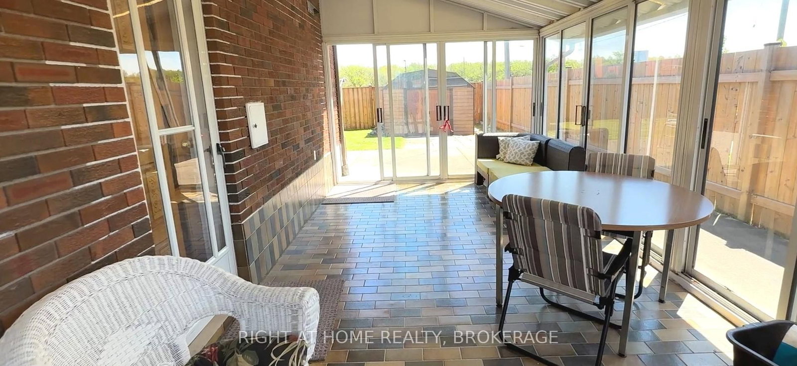 94 Wellington Street • Welland, ON photo 20
