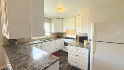 94 Wellington Street — photo 6