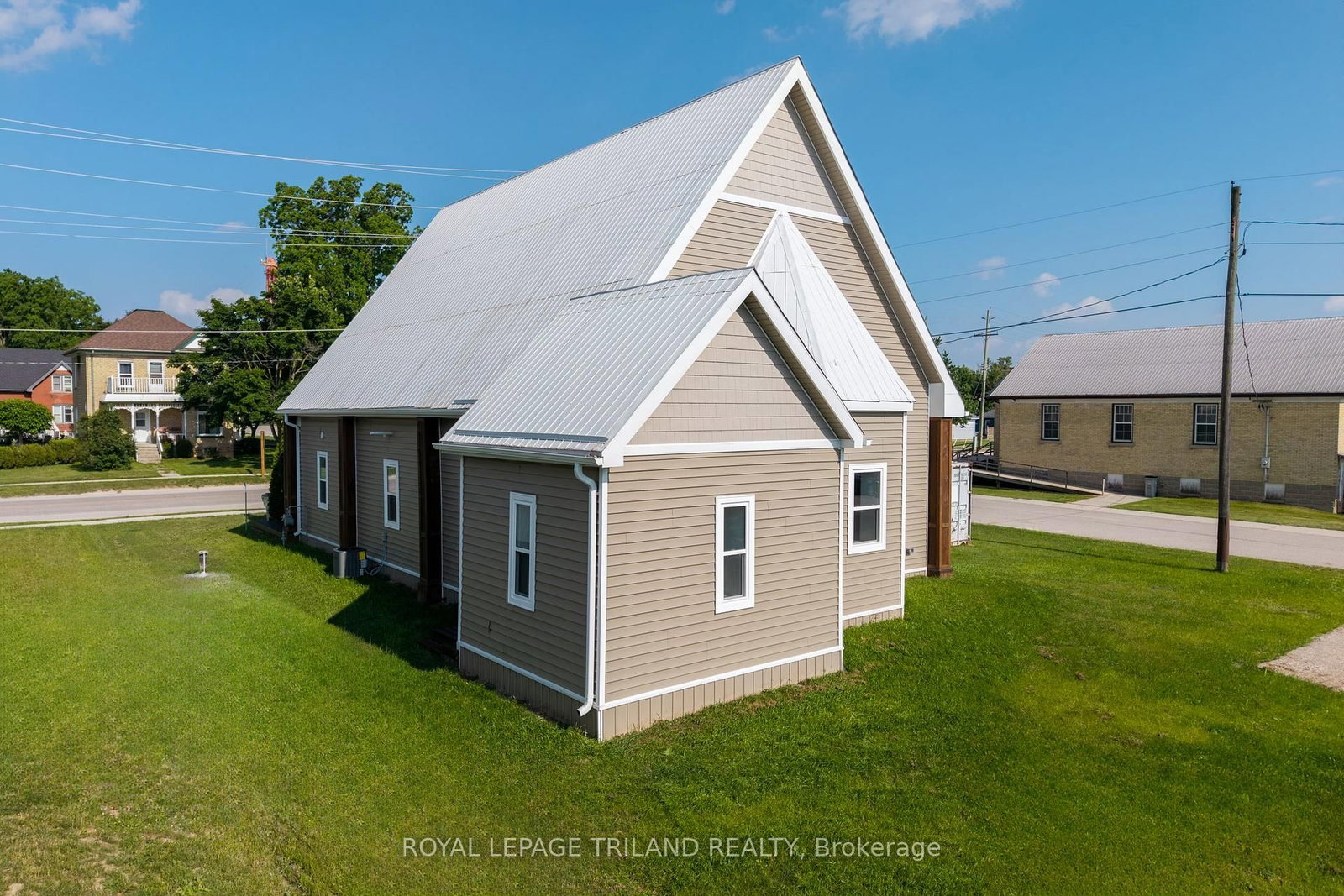27775 Kerwood Road • Adelaide Metcalfe, ON photo 7