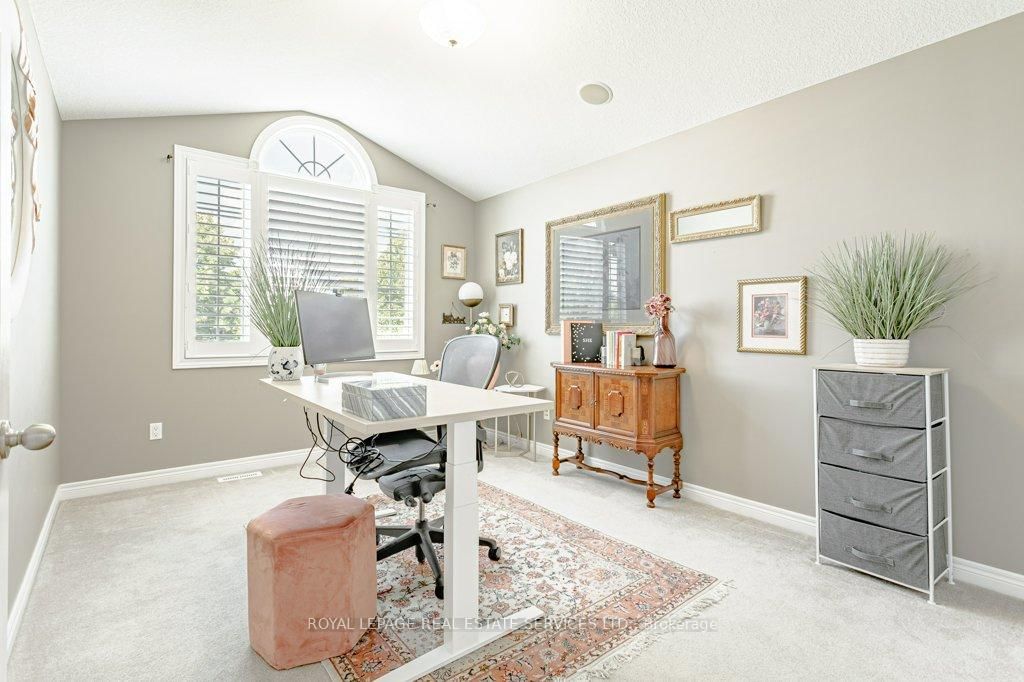 560 Lakeview Drive • Woodstock, ON photo 28
