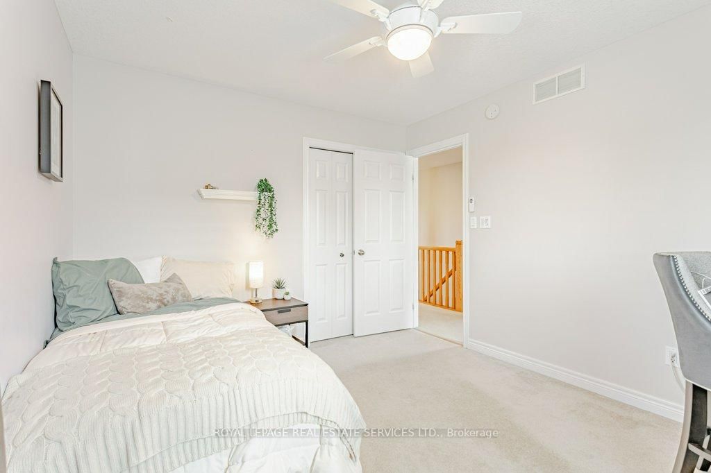 560 Lakeview Drive • Woodstock, ON photo 32