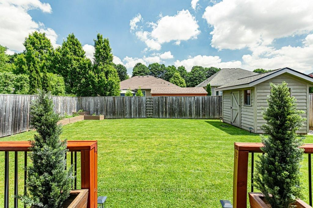 560 Lakeview Drive • Woodstock, ON photo 41