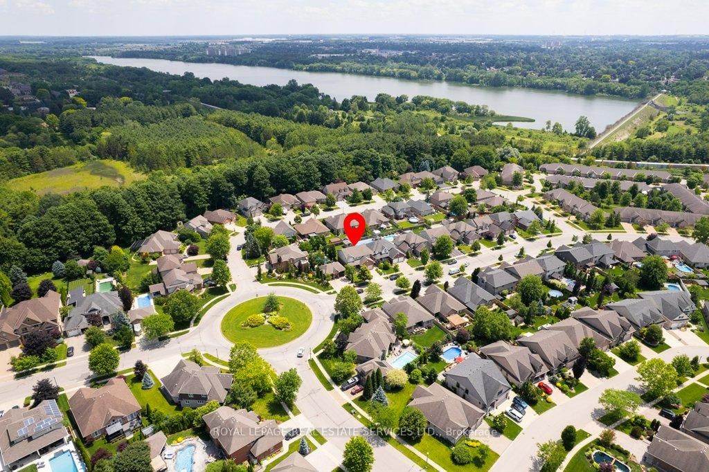 560 Lakeview Drive • Woodstock, ON photo 48