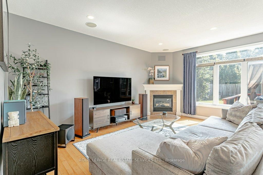 560 Lakeview Drive • Woodstock, ON photo 8