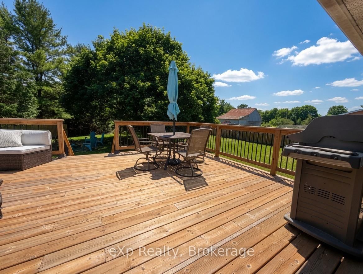 160 WESTFALL Crescent • West Grey, ON photo 11