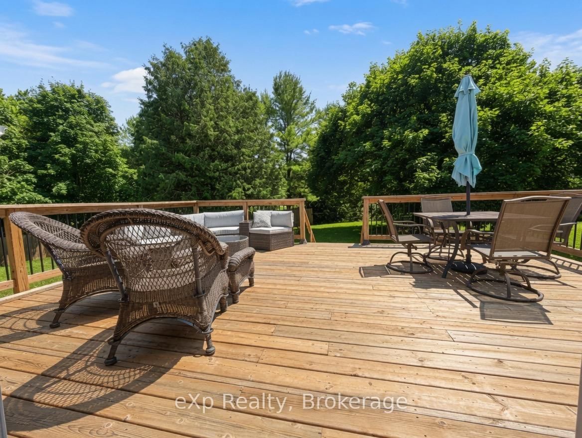 160 WESTFALL Crescent • West Grey, ON photo 12