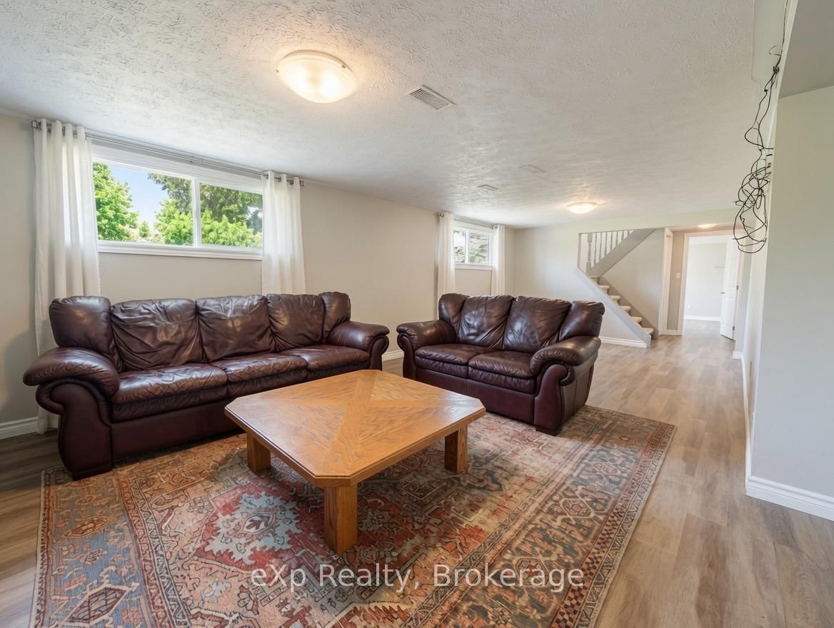 160 WESTFALL Crescent • West Grey, ON photo 14