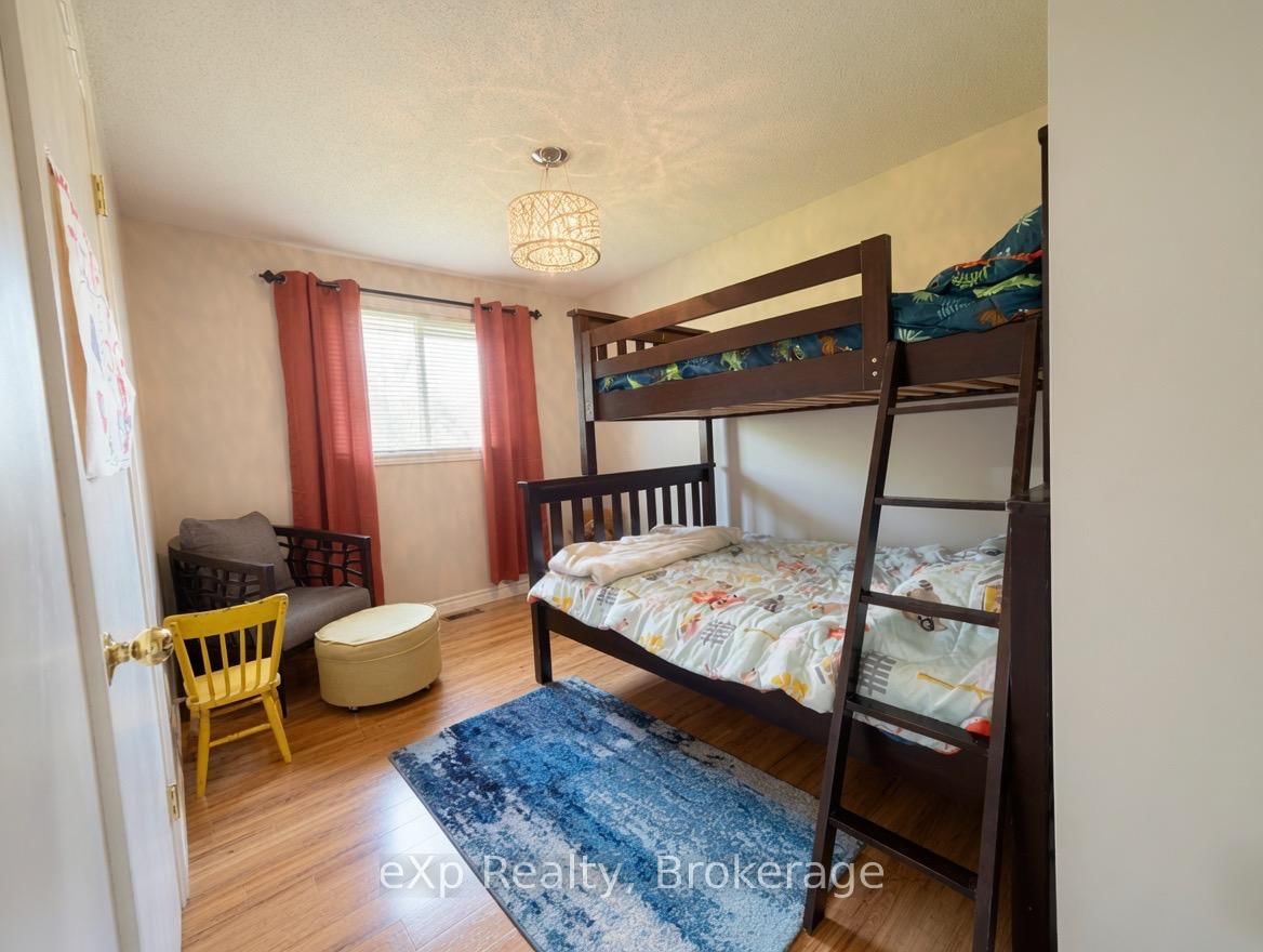 160 WESTFALL Crescent • West Grey, ON photo 17