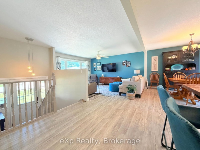 160 WESTFALL Crescent