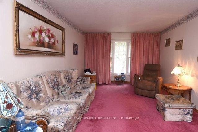 6 Viscount Road