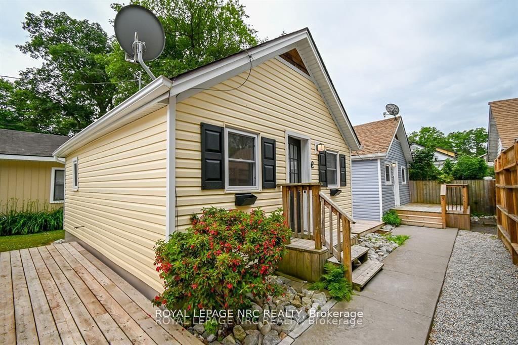 387 Elmwood Avenue • Fort Erie, ON photo 25