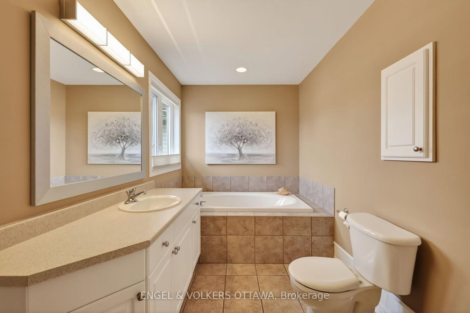 7 DRYSDALE Street • Kanata, ON photo 17