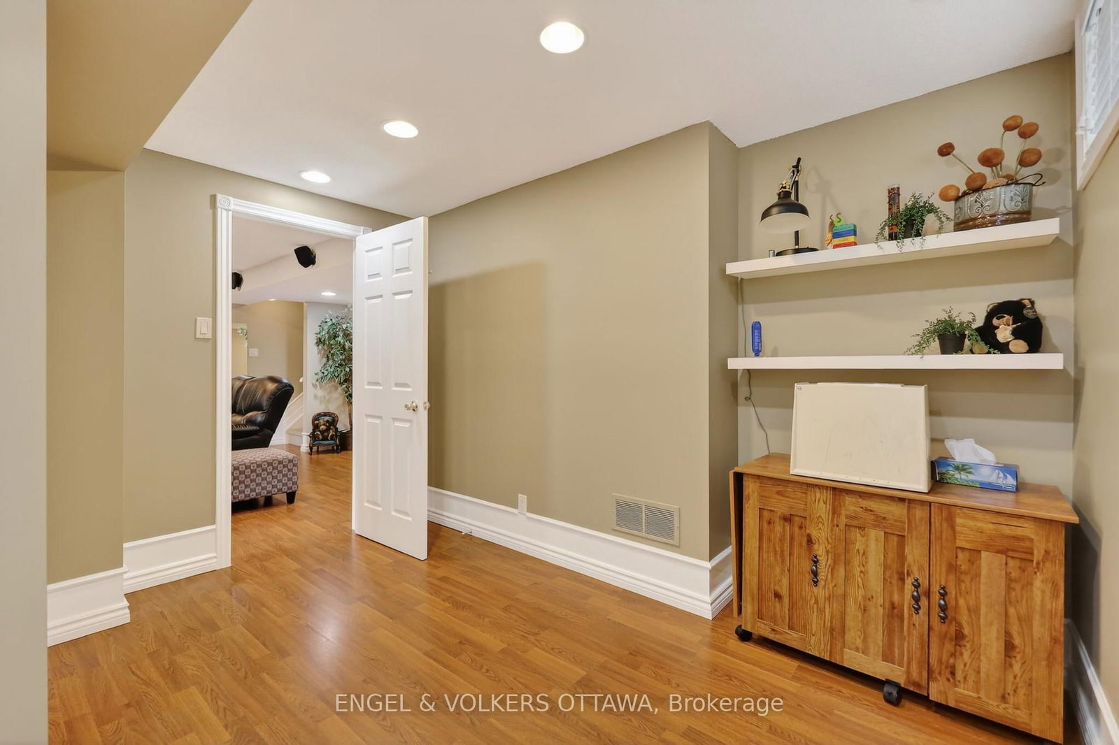 7 DRYSDALE Street • Kanata, ON photo 21