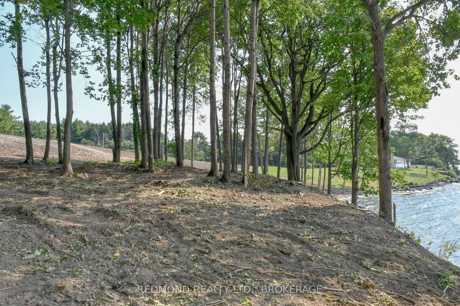 1686 Howe Island Drive • Gananoque, ON photo 11