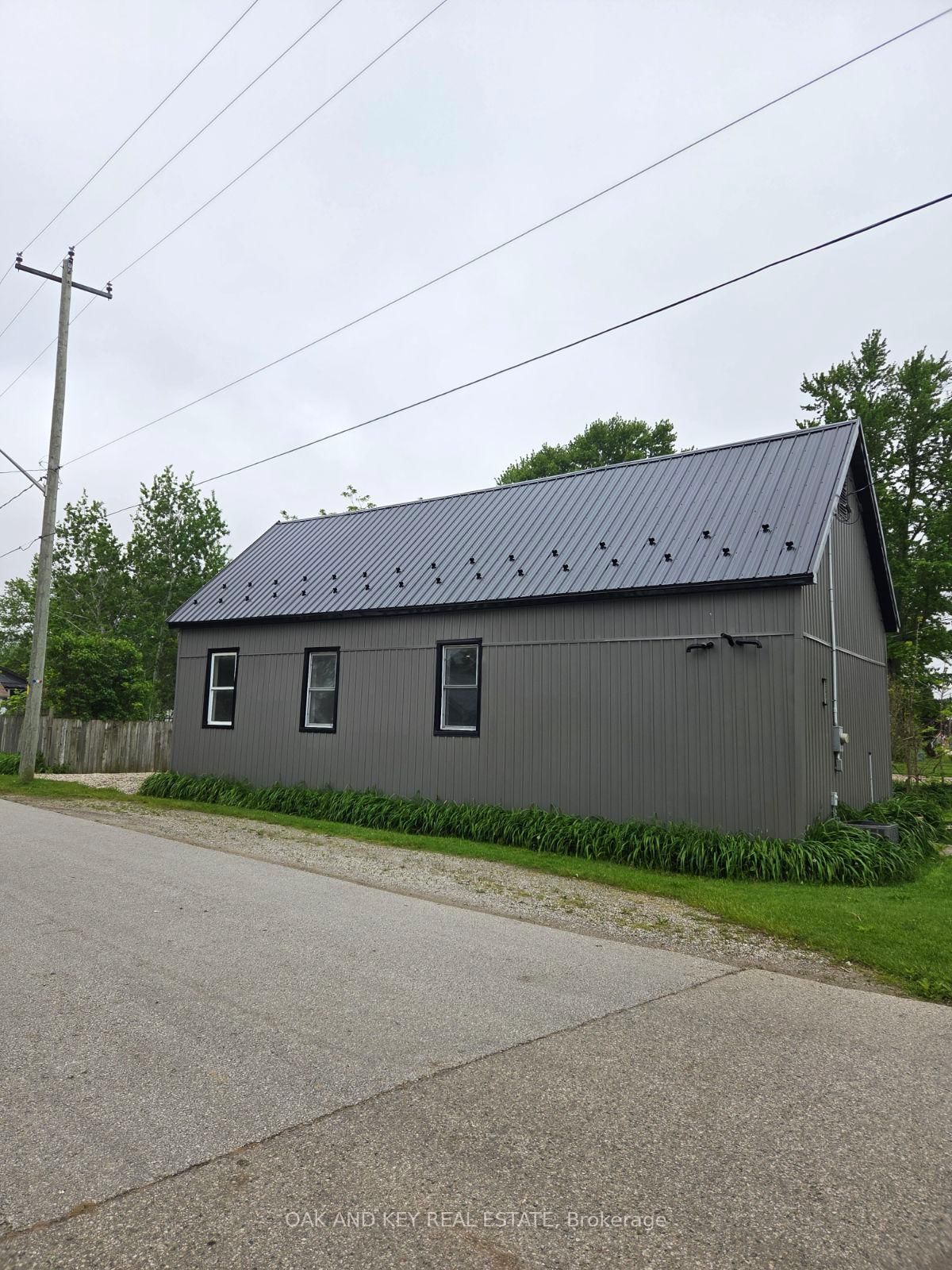 22933 Hagerty Road • Newbury, ON photo 21