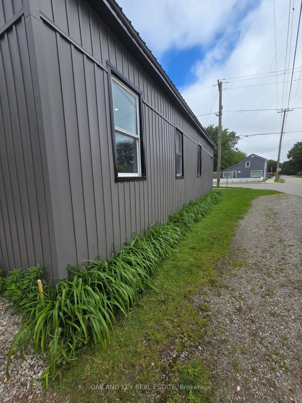 22933 Hagerty Road • Newbury, ON photo 26