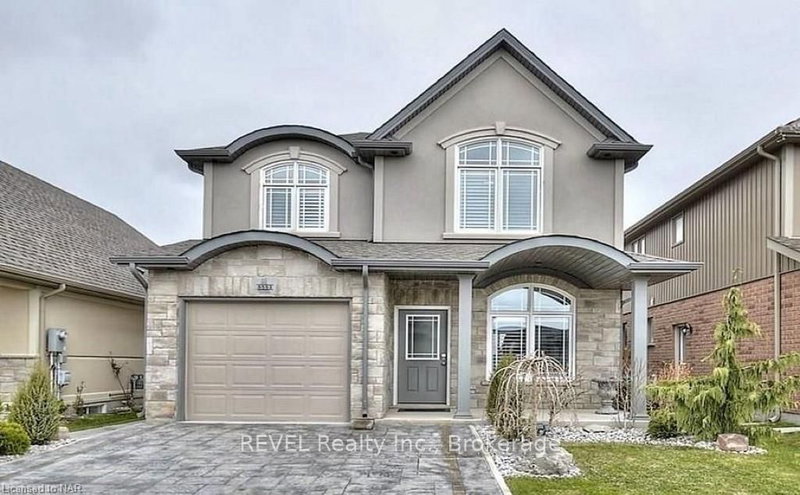 8553 JENNIFER Crescent