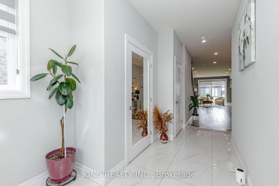 584 Chelton Road • London South, ON photo 5