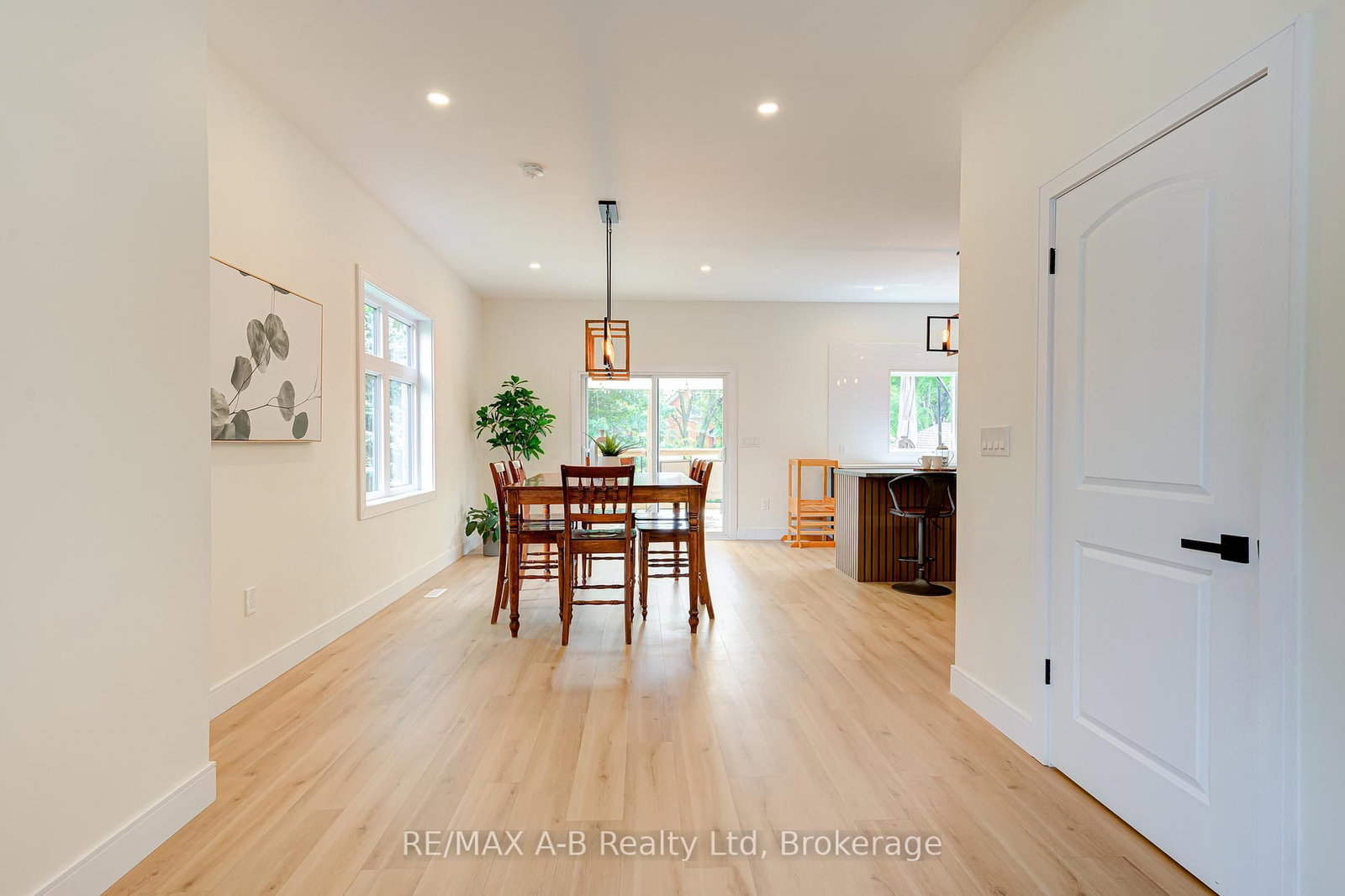 261 Albert Street • Stratford, ON photo 14