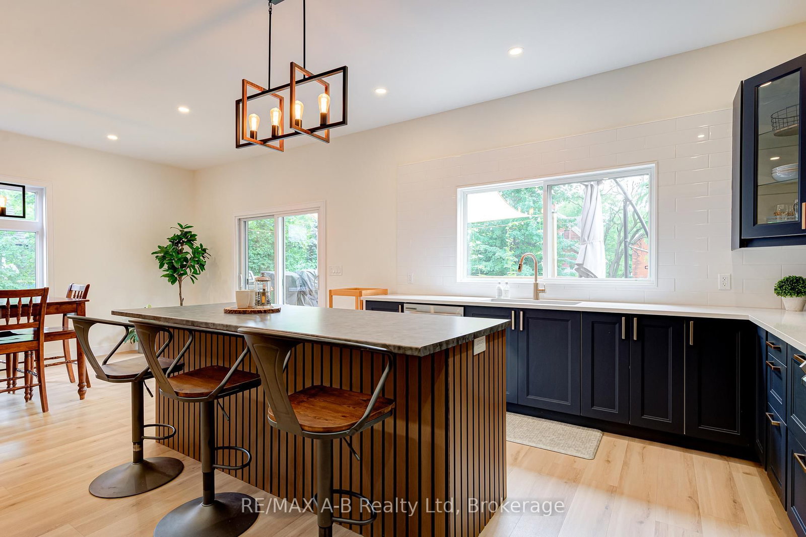 261 Albert Street • Stratford, ON photo 22