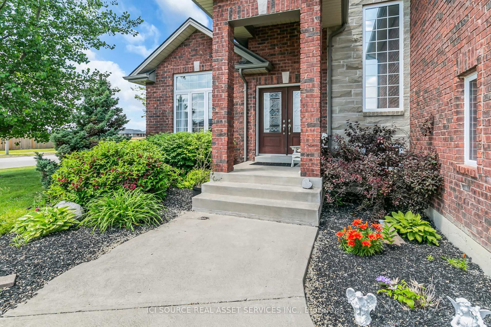 1378 Traditional Trail • Lakeshore, ON photo 5