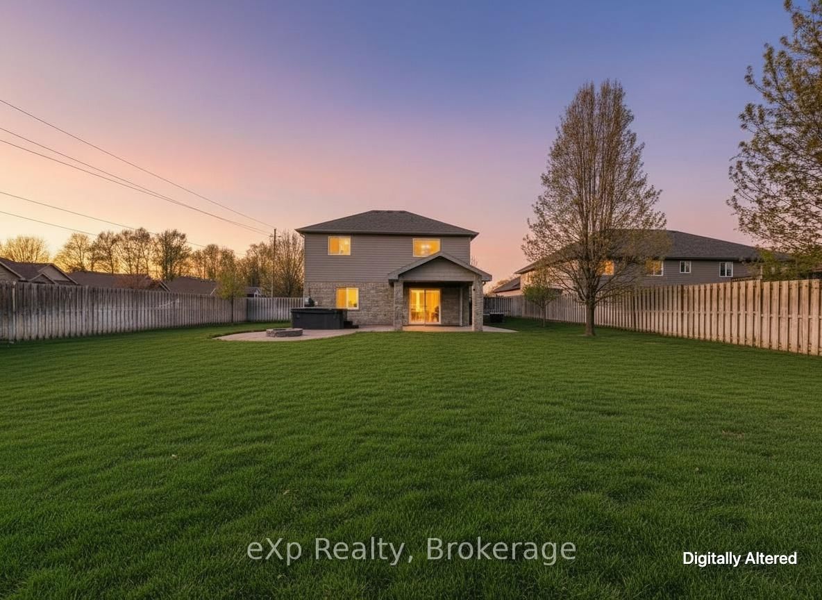 319 Gingrich Crescent • Saugeen Shores, ON photo 4