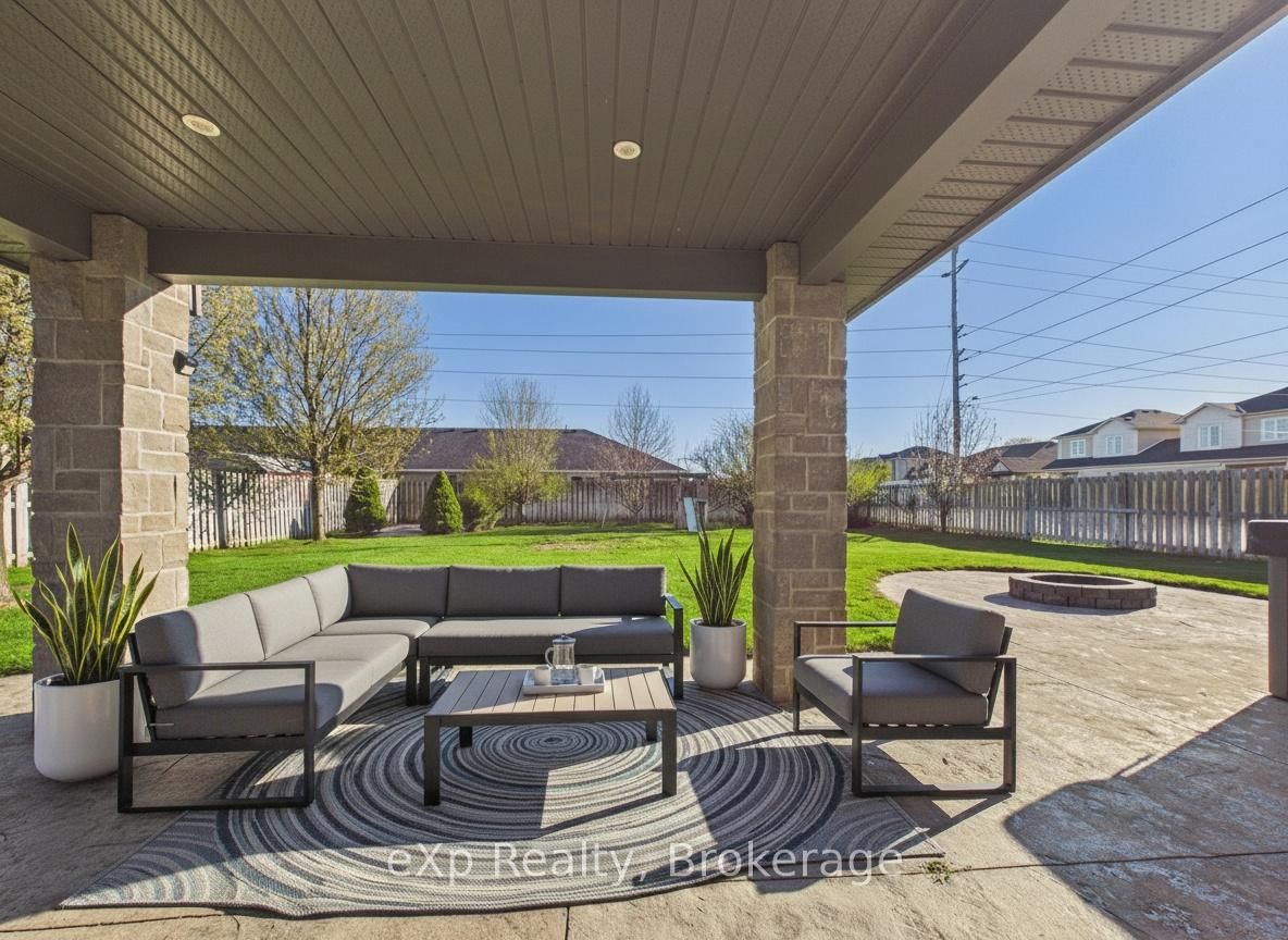 319 Gingrich Crescent • Saugeen Shores, ON photo 5
