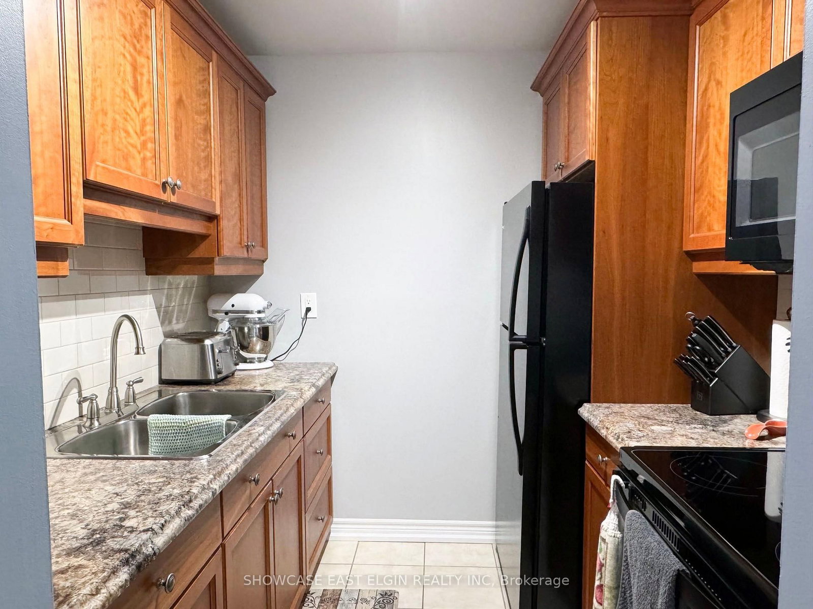201 - 91 Spruce Street, Aylmer — photo 8