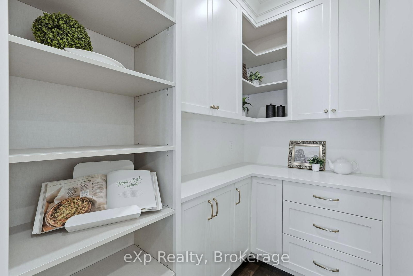1036 Walton Avenue N • North Perth, ON photo 16