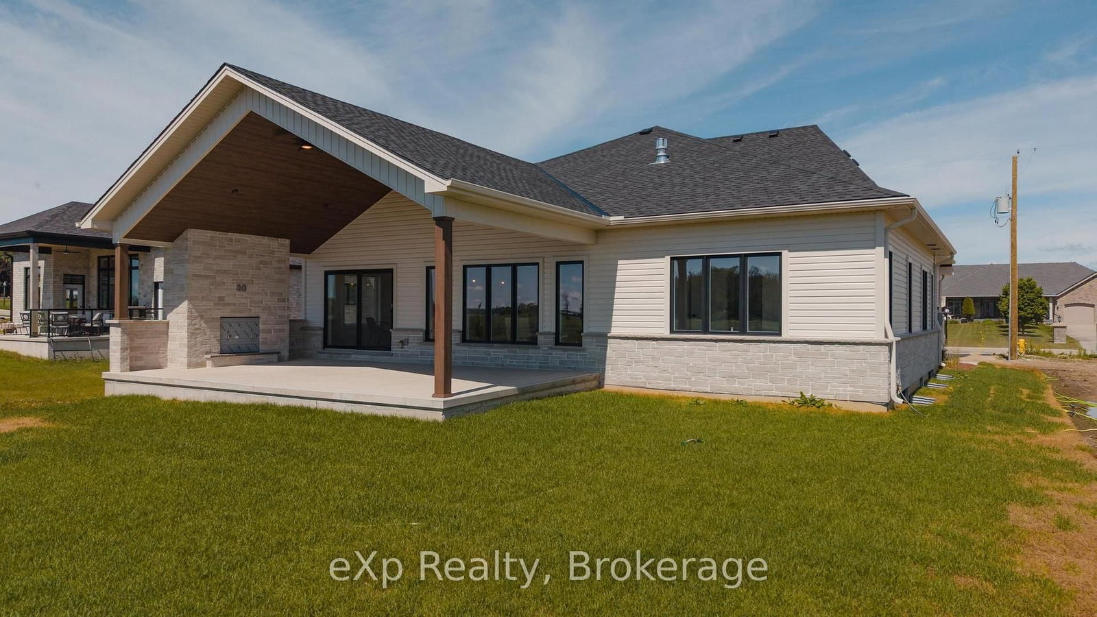 1036 Walton Avenue N • North Perth, ON photo 39