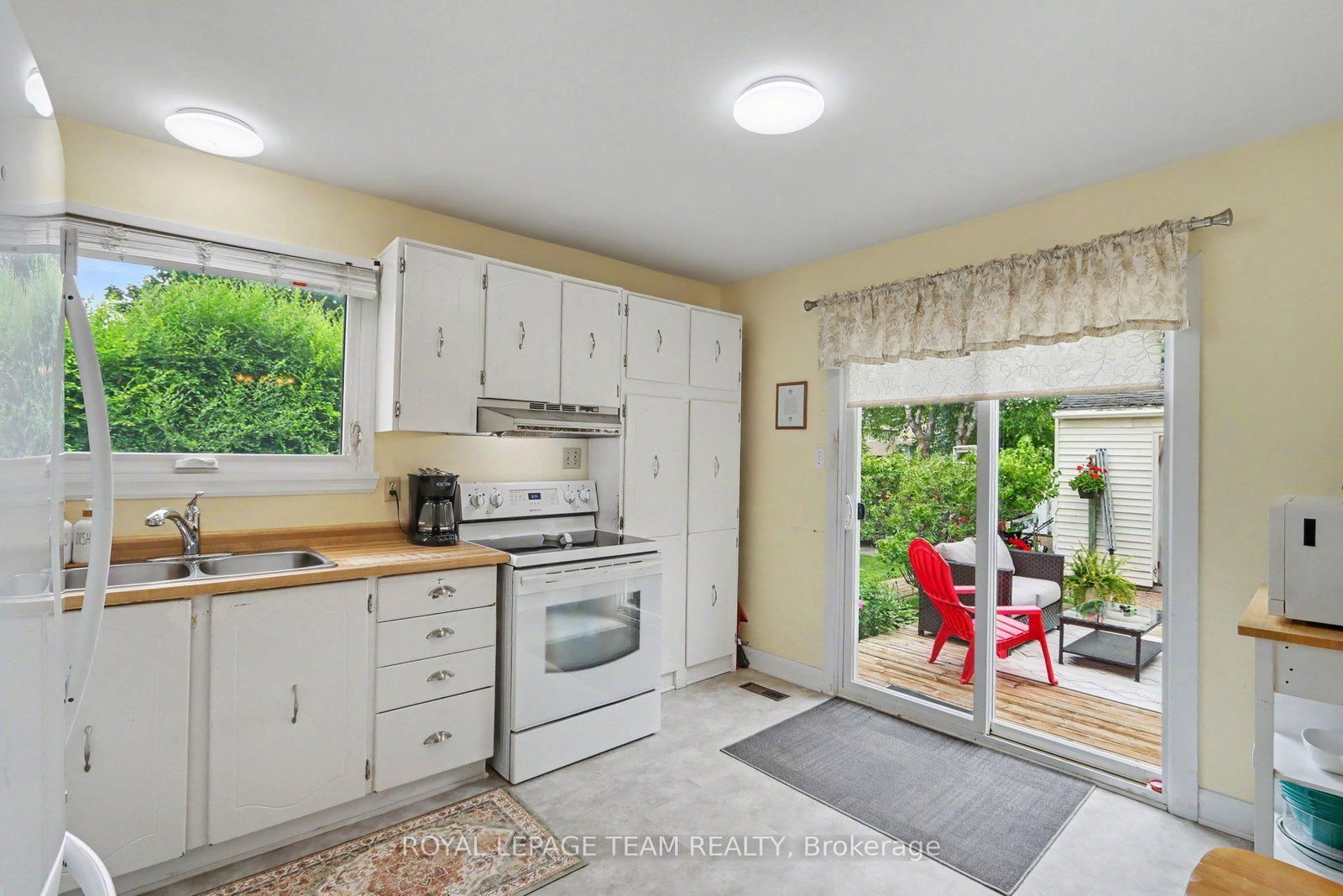 95 Seabrooke Drive • Kanata, ON photo 10