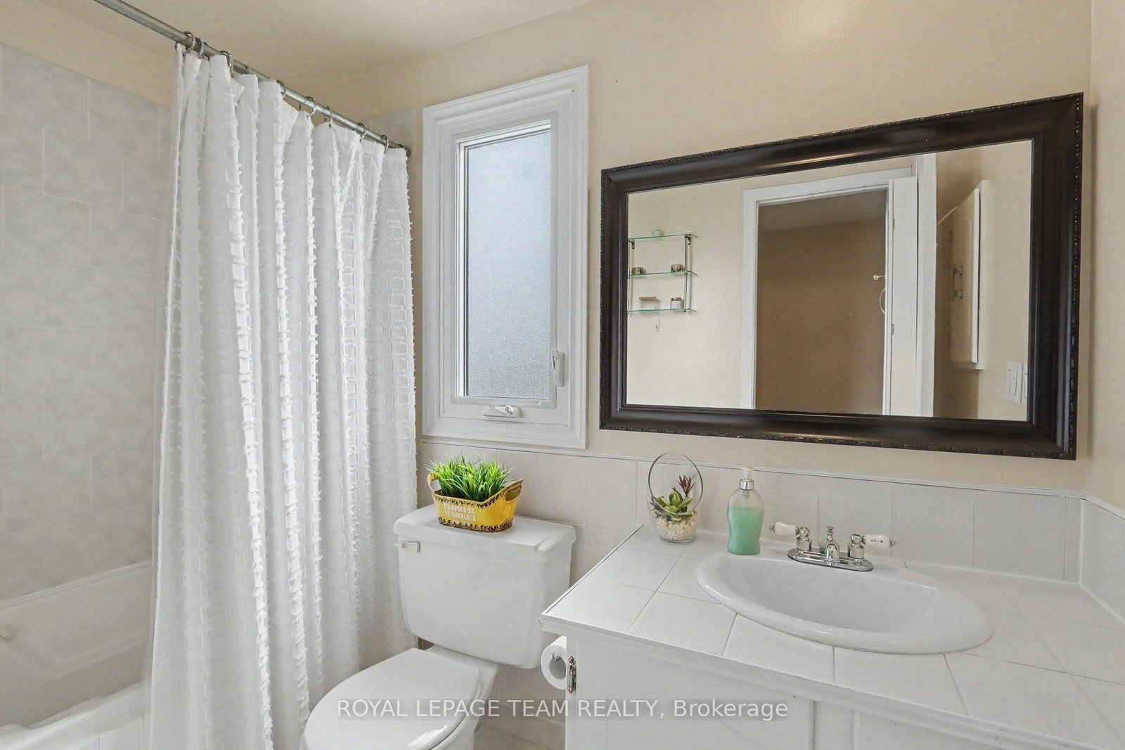 95 Seabrooke Drive • Kanata, ON photo 14