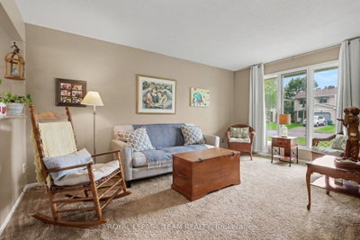95 Seabrooke Drive • Kanata, ON photo 3