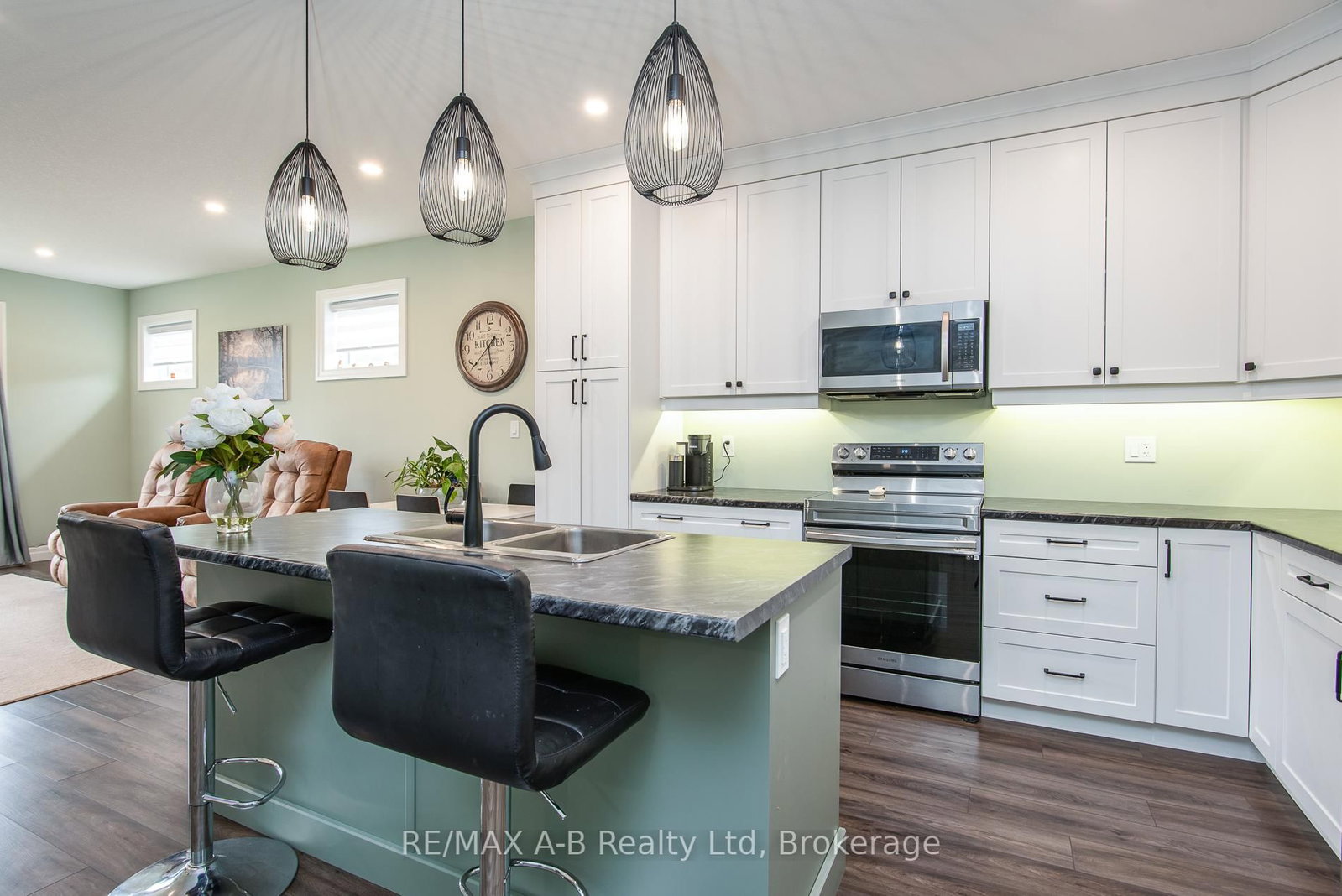 172 Hooper Street • St. Marys, ON photo 11