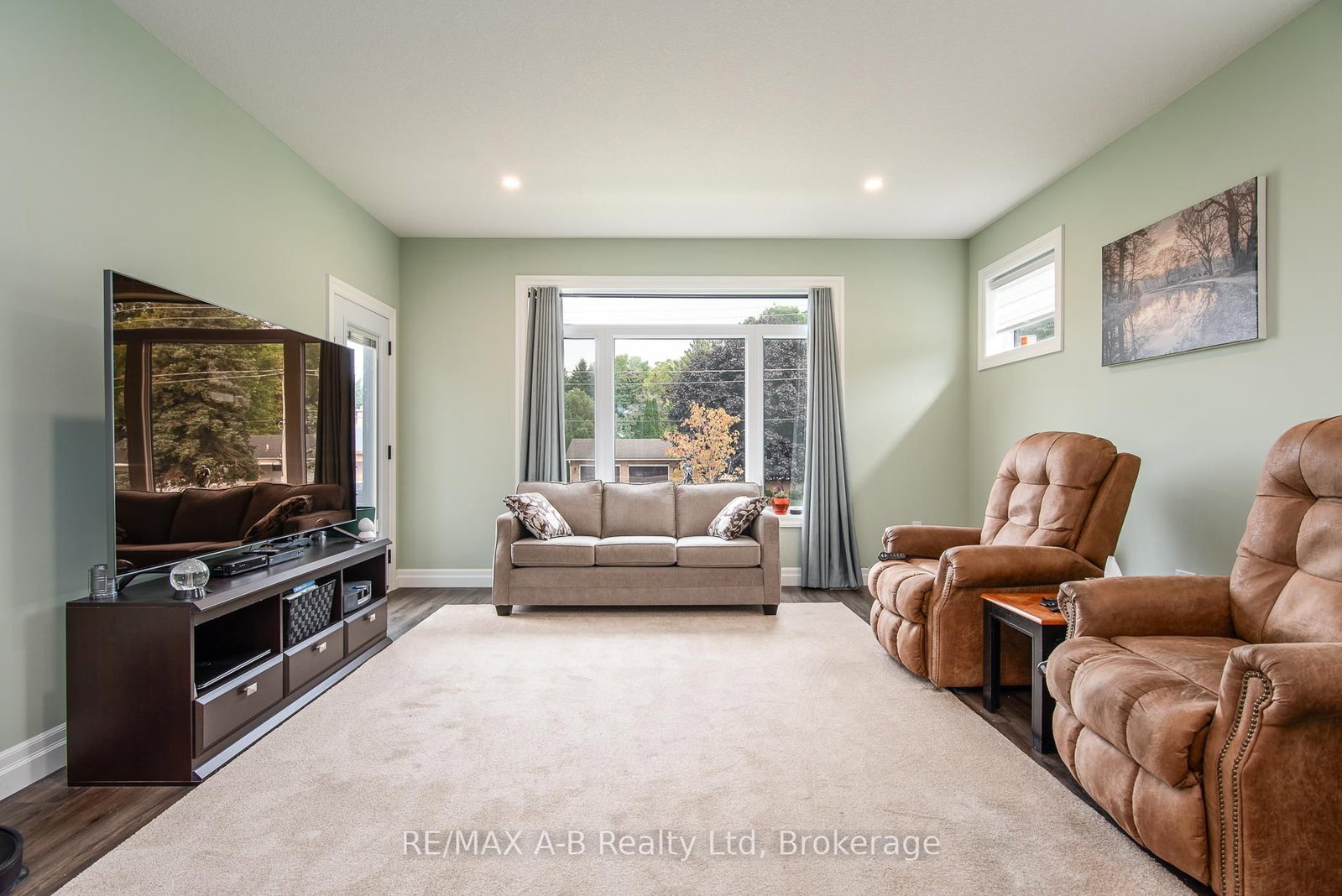 172 Hooper Street • St. Marys, ON photo 18