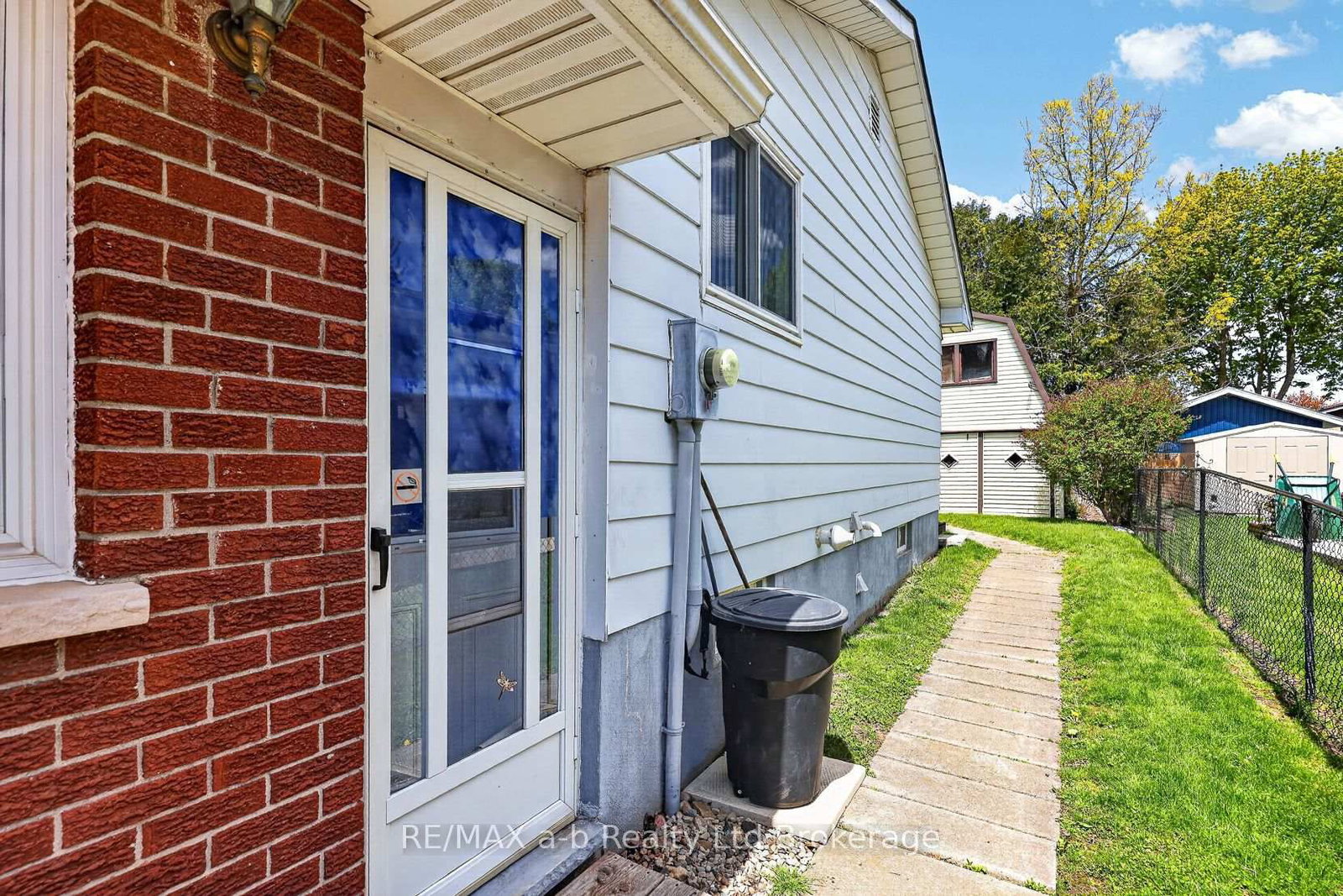 13 Witty Avenue • Ingersoll, ON photo 16