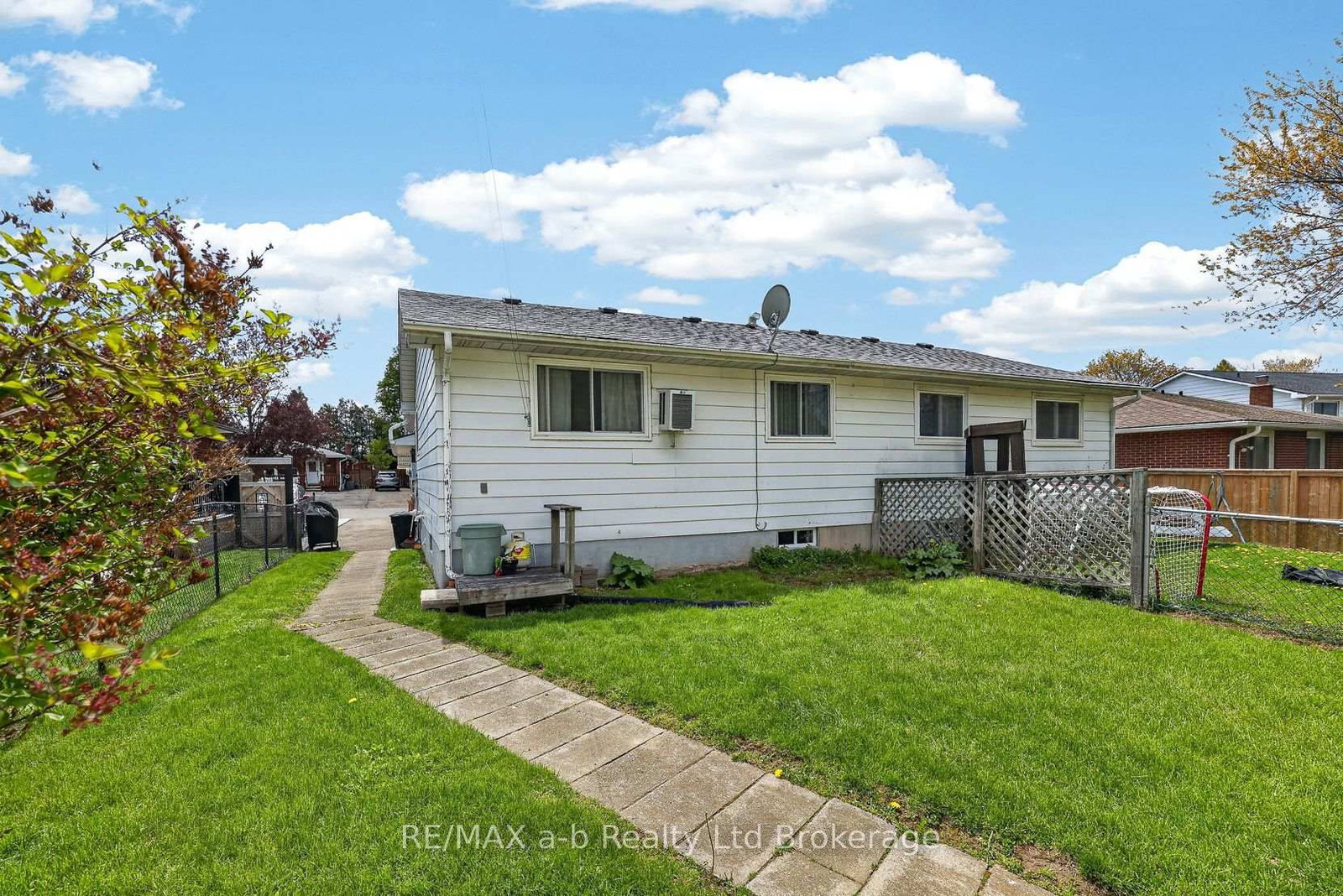 13 Witty Avenue • Ingersoll, ON photo 18