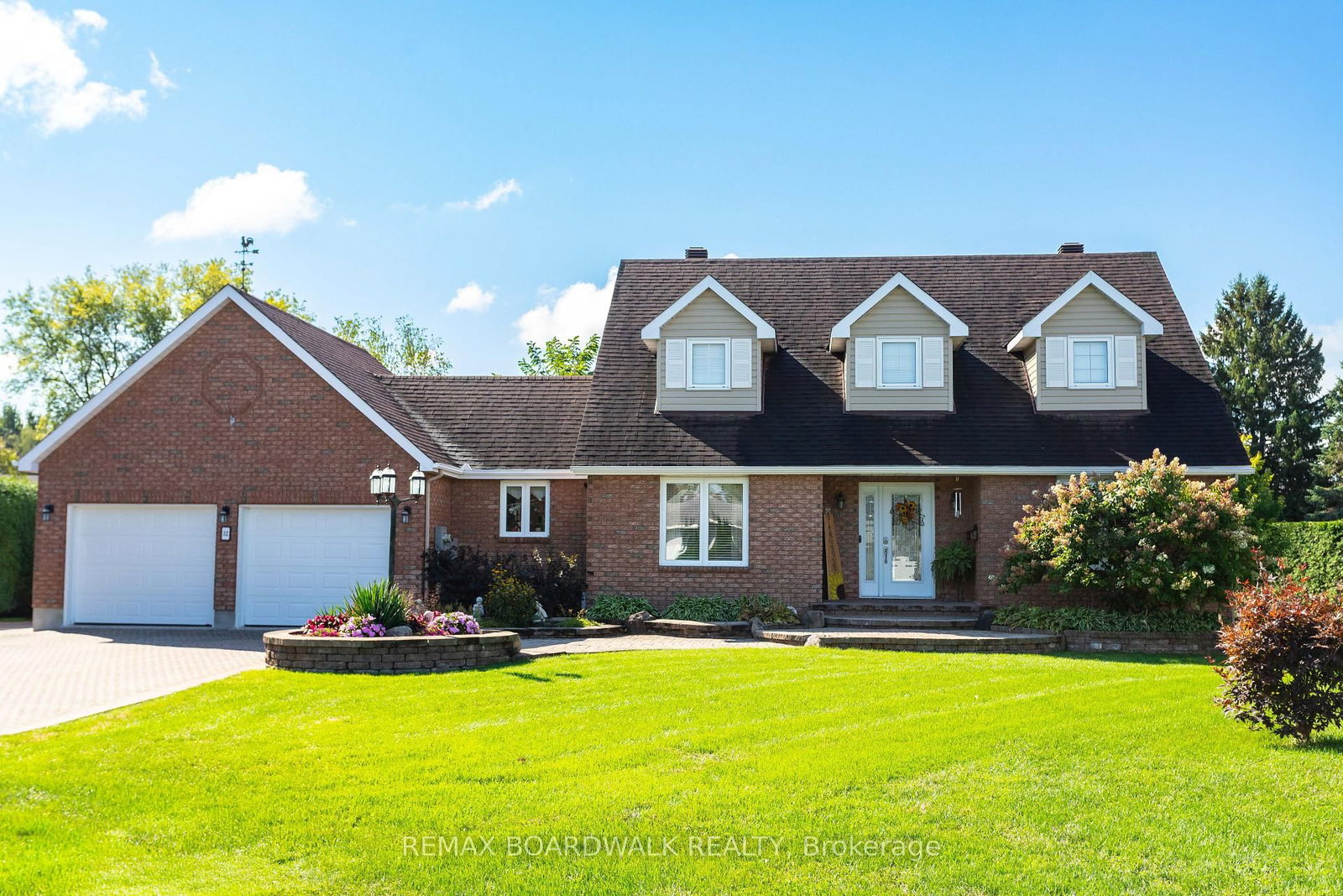 32 Faucher Boulevard • Casselman, ON photo 1