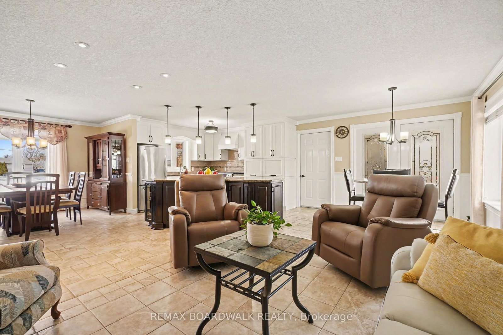 32 Faucher Boulevard • Casselman, ON photo 11