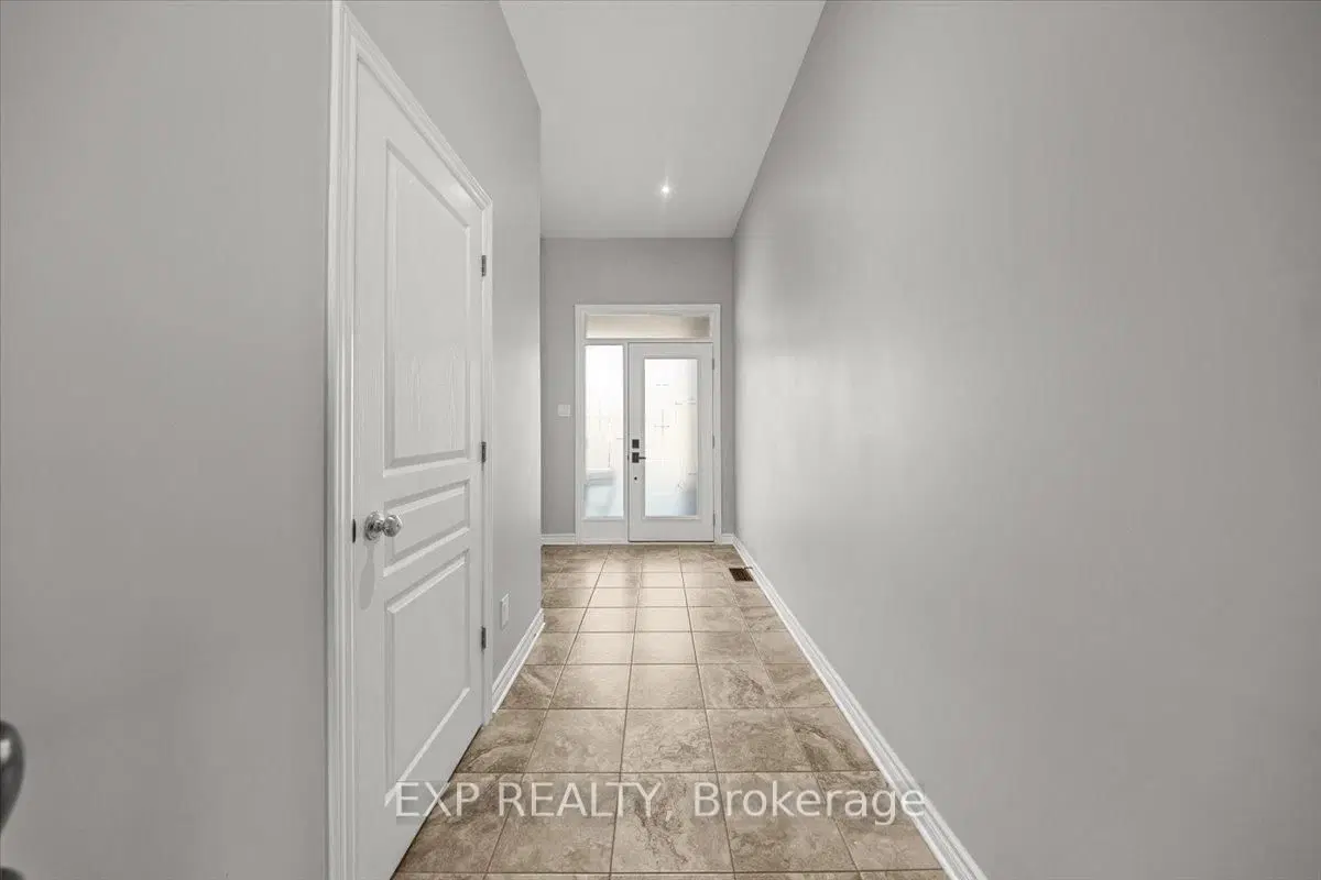 255 Shinleaf Crescent, Ottawa, ON — photo 3