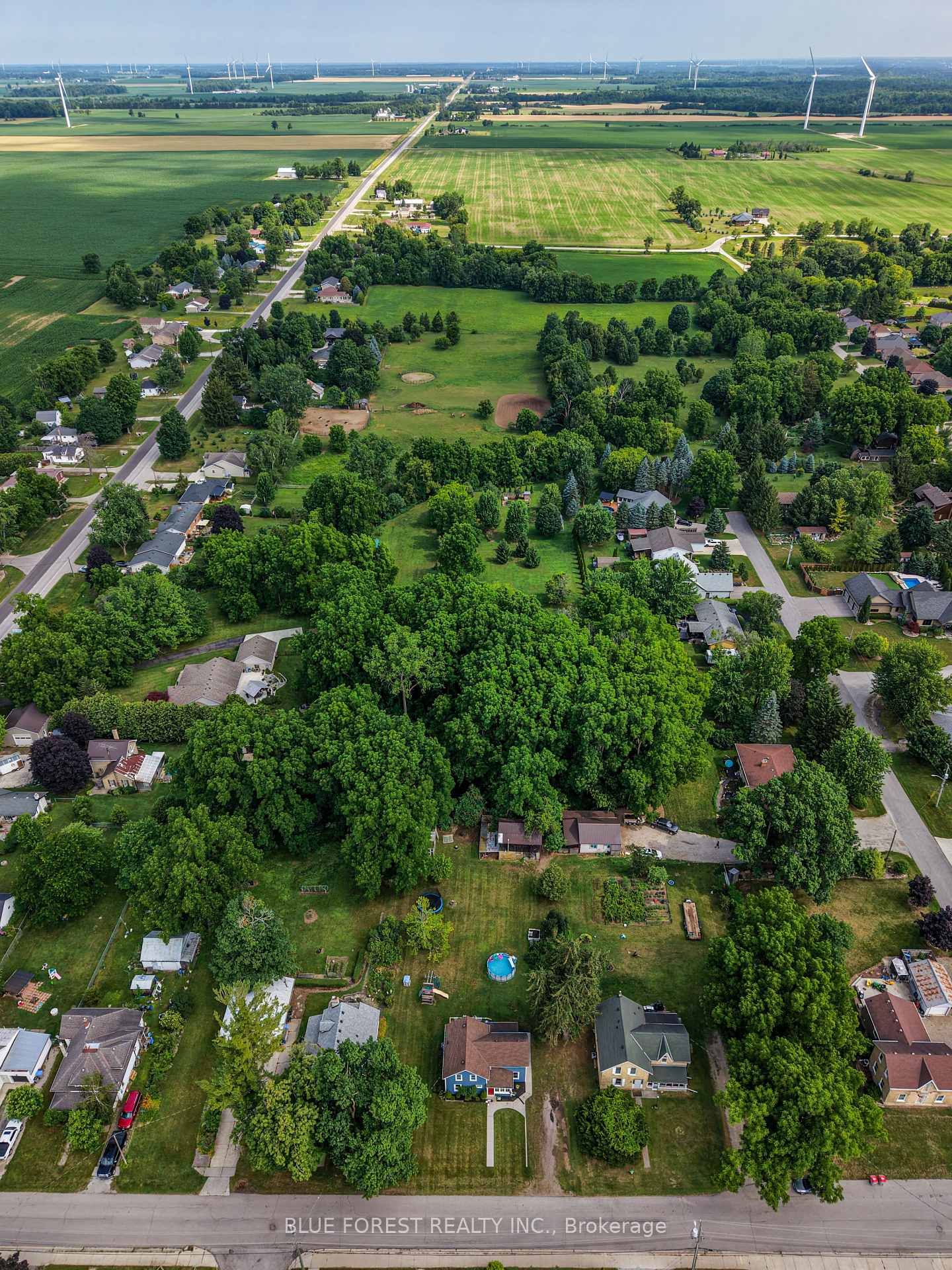 9 E Union Street • Lambton Shores, ON photo 43