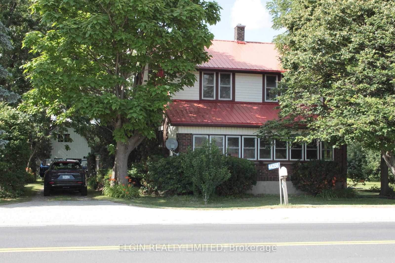 44356 Talbot Line • Central Elgin, ON photo 1