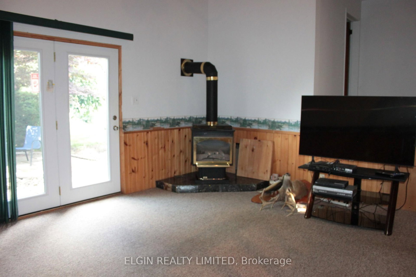 44356 Talbot Line • Central Elgin, ON photo 15