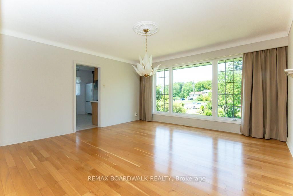3654 Navan Road • Ottawa, ON photo 12