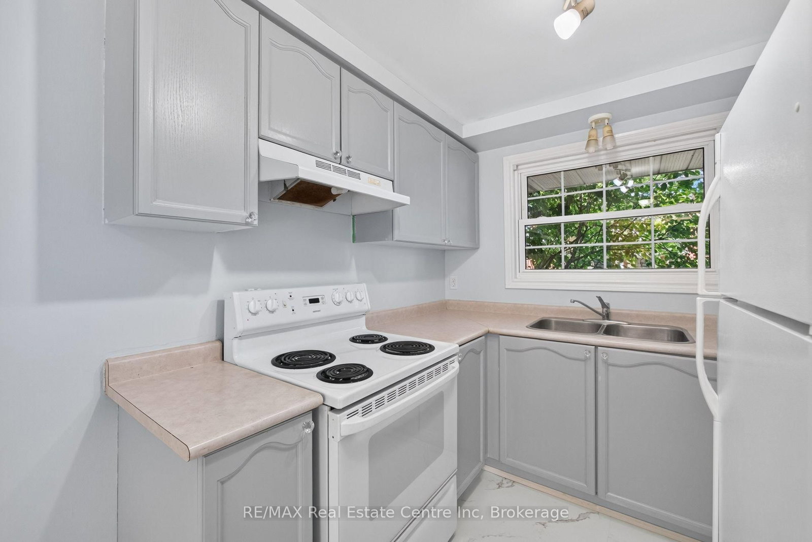 129 Victoria Road N • #86 • Guelph, ON photo 20