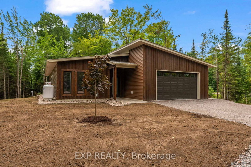 00 Calabogie Road, Burnstown