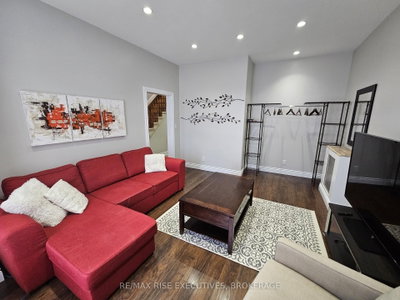 524 Frontenac Street — photo 6