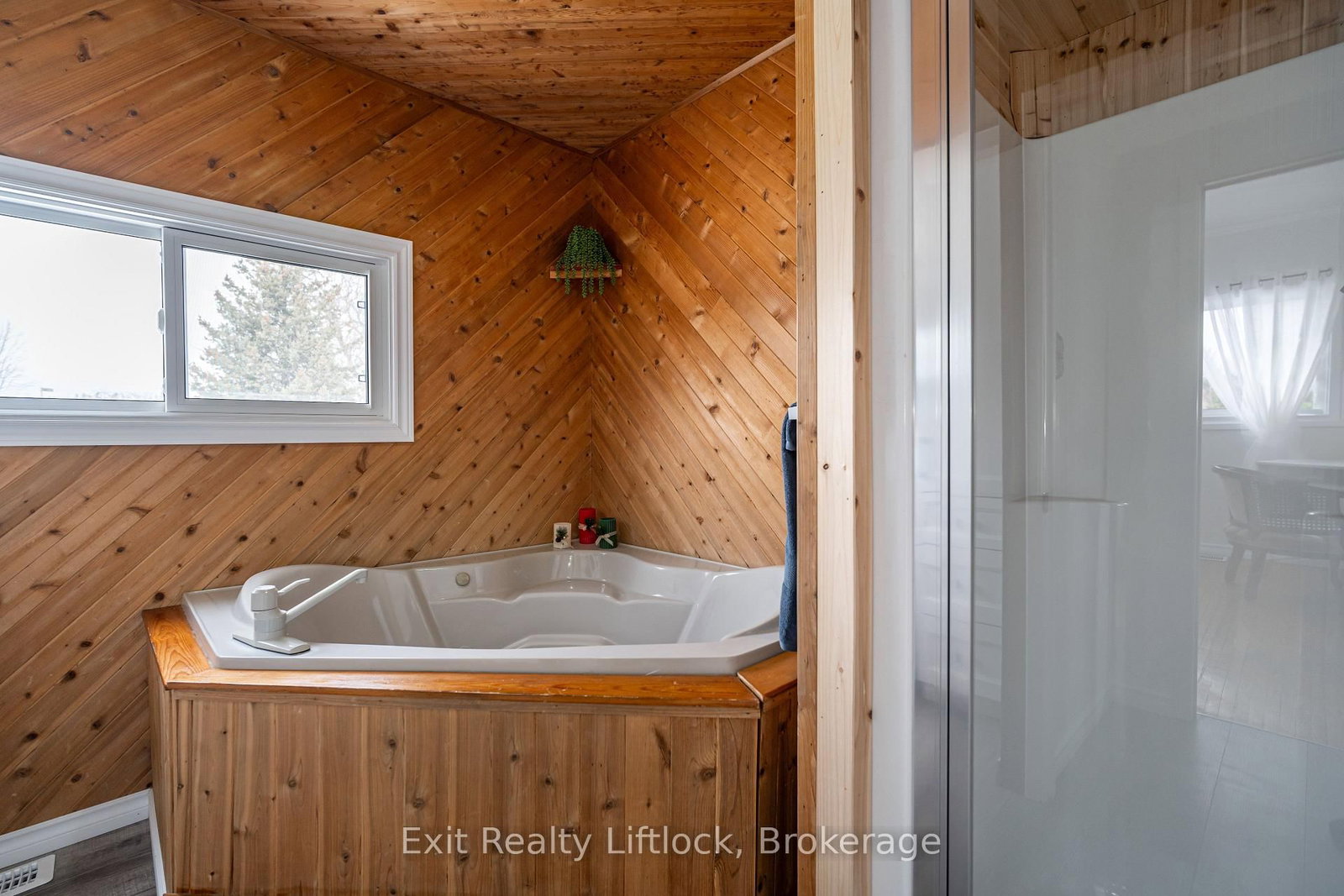 1301 County Rd 28 • Otonabee-South Monaghan, ON photo 16