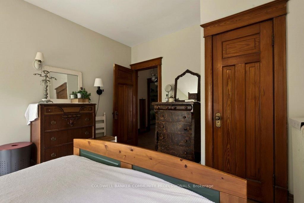 111 Spadina Avenue • Hamilton, ON photo 28