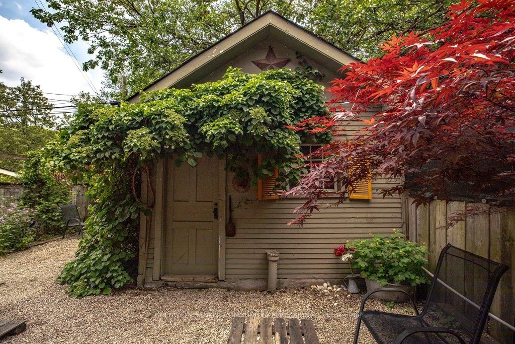 111 Spadina Avenue • Hamilton, ON photo 47